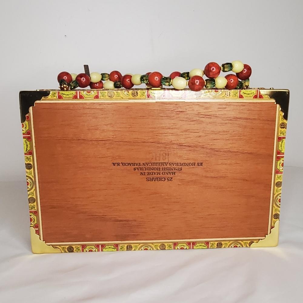 Bags To Di For-Miami-Wooden Cigar Box From Honduras with Colorful Beaded Handle - Picture 3 of 16
